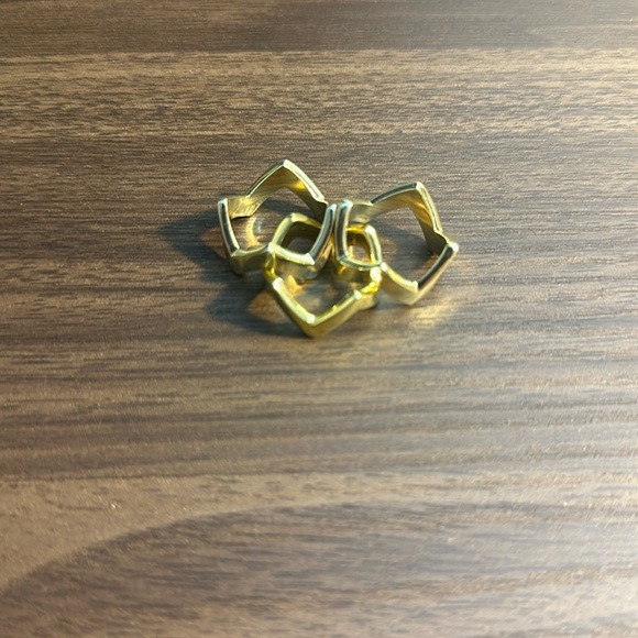 3 Gold Rings - Picture 1 of 3